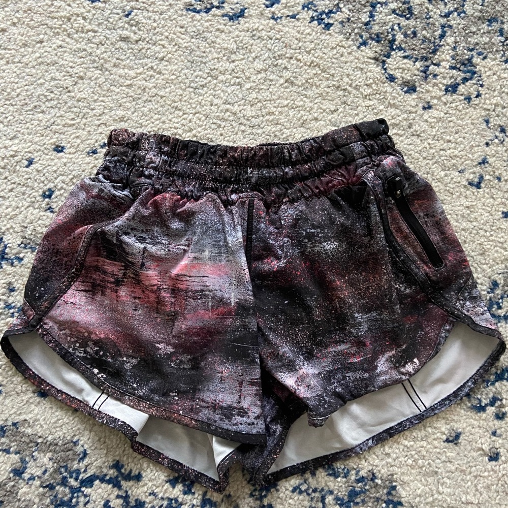 Lululemon Track that shorts size 6